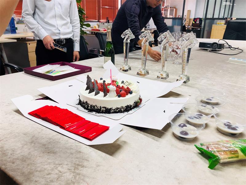 5c70f92c5fd46 12月员工活动