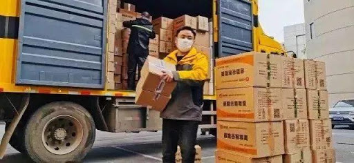 邮政、快递企衣粉计运输4.53万吨防控物资