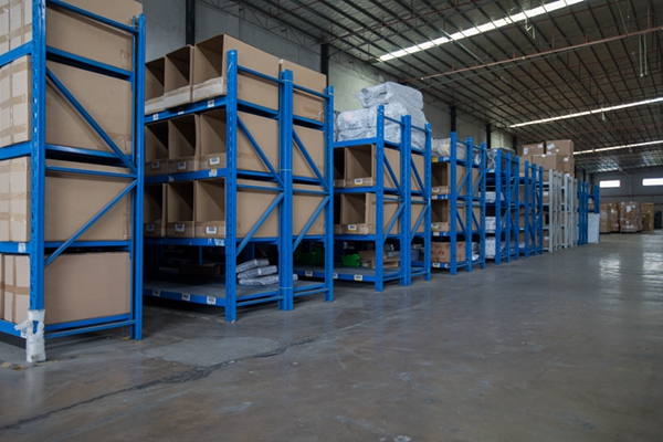 �ִ�������ҵ��������Ч�ܽ��ͳɱ���