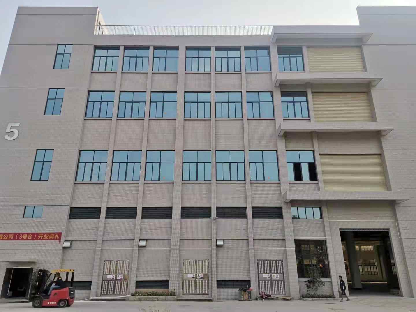 拉萨三水仓库出租信息，托管仓库