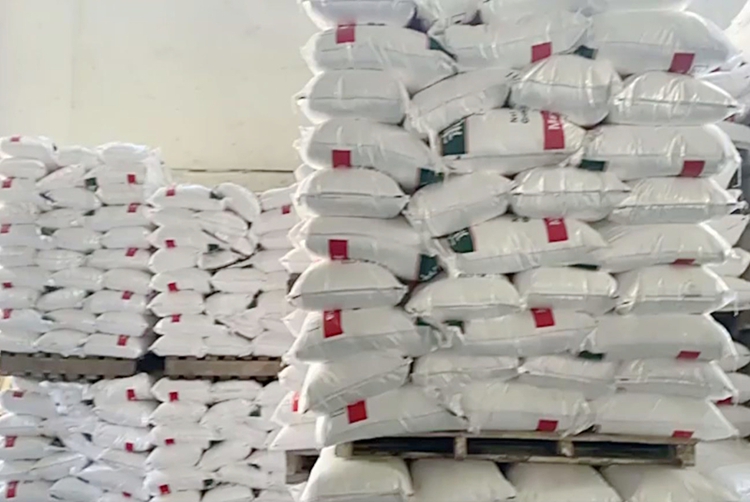 征途国际官网物流与叶生签定化工仓储服务合同