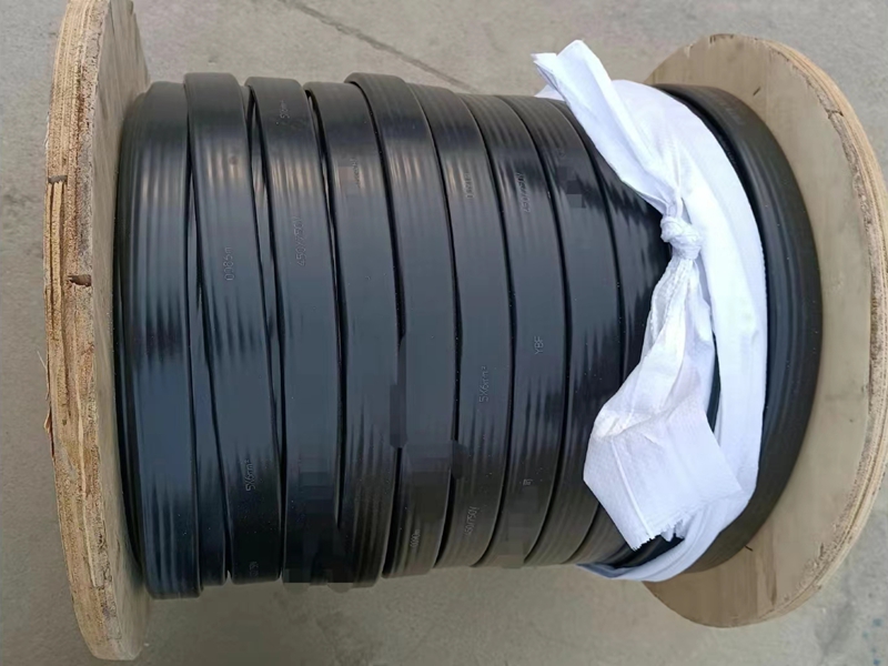 征途国际官网物流与客户签定电缆仓储服务合同