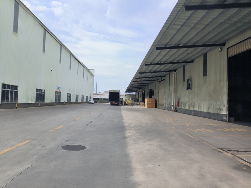 拉萨南庄梧村100-2000方仓库出租，可分租托管自管带消防