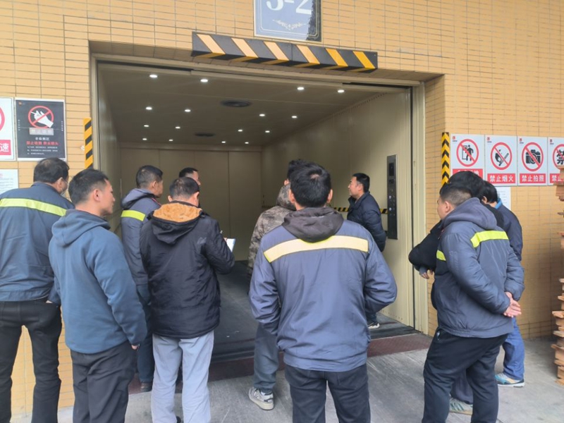 拉萨仓库出租楼库货梯安全使用培训