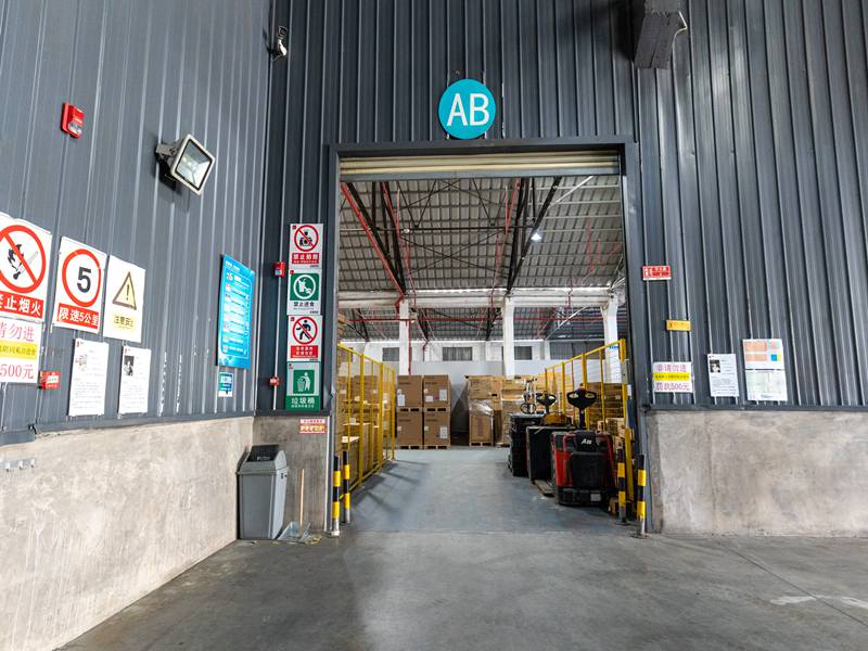 什么是前置仓？