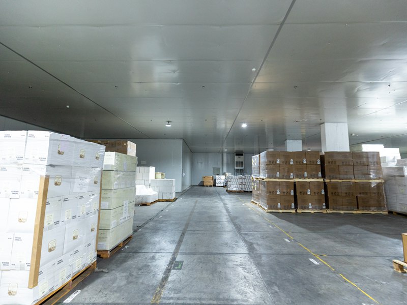 征途国际官网物流恒温仓库，您的货物安心之。