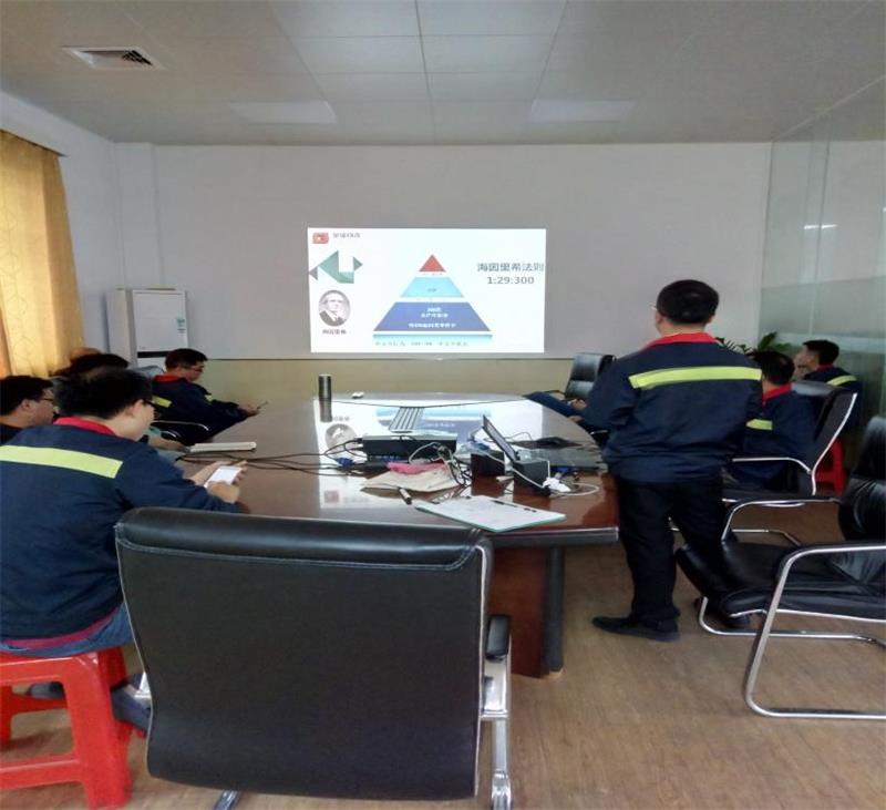 ��;���ʹ���-��Ӫ��ȫ,����һ·�ɳ�