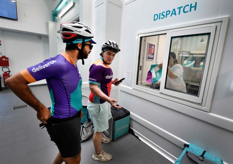 ��������