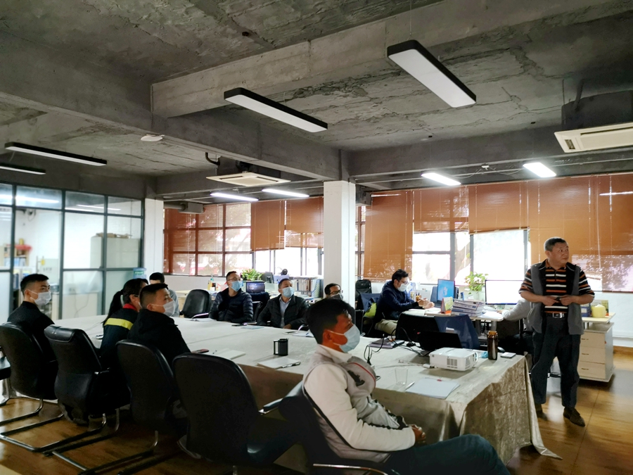 ���ִ̲�֪ʶ��ѵ