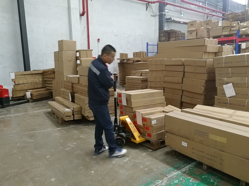 �ִ�����