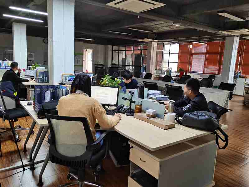 拉萨仓储物流新员工