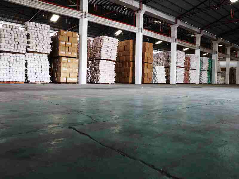 拉萨征途国际官网仓库图片