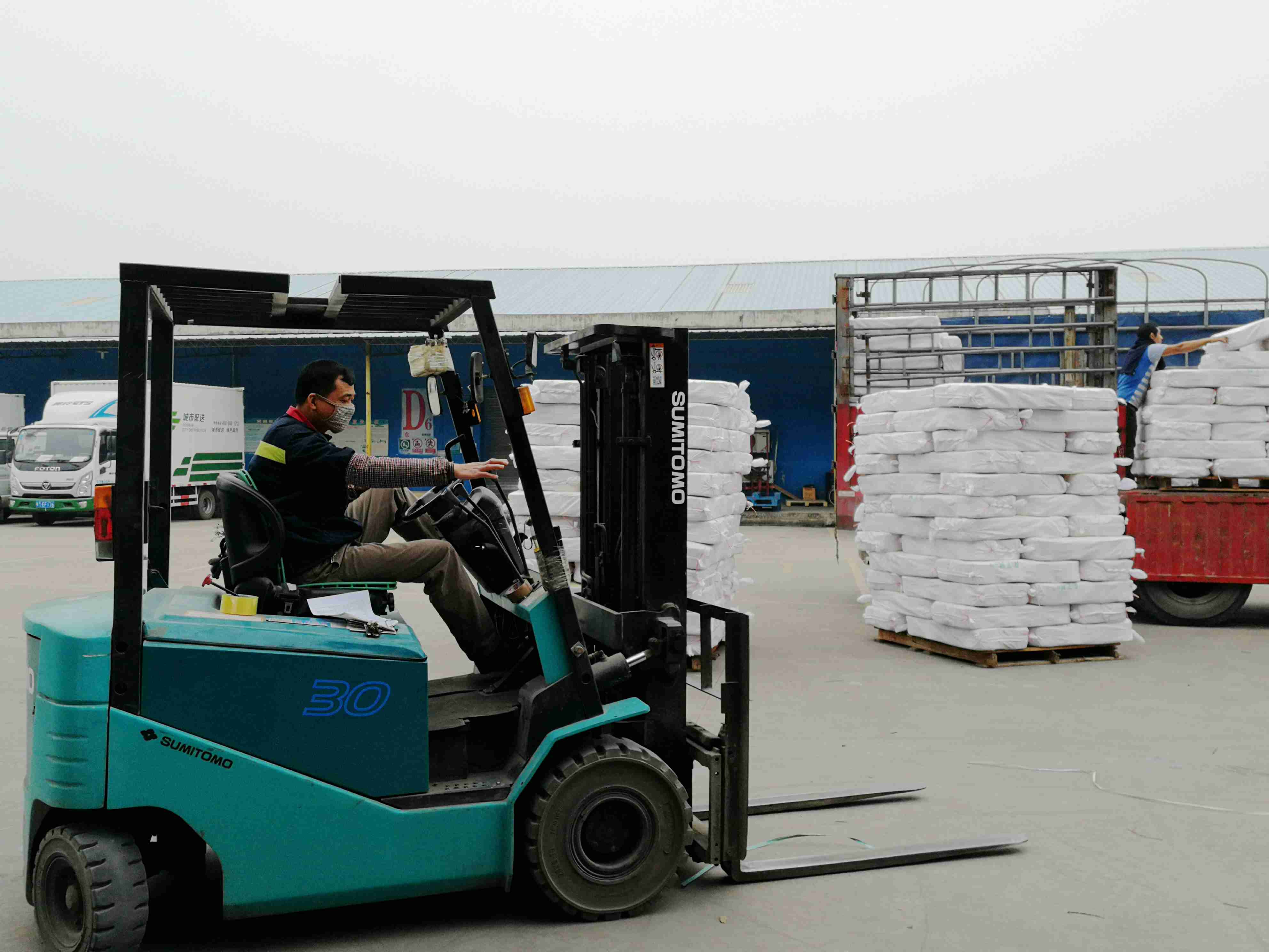 拉萨仓储叉车图片