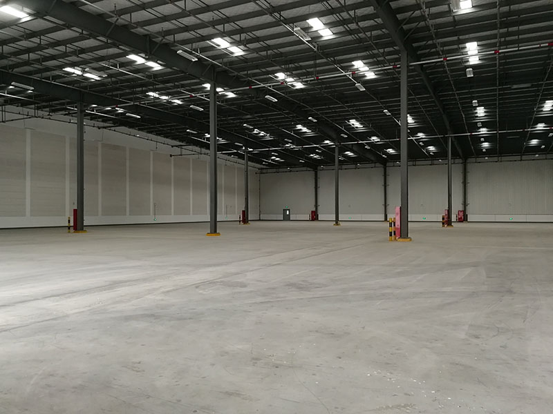 拉萨仓储公司图片