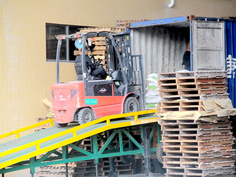 �����ִ�