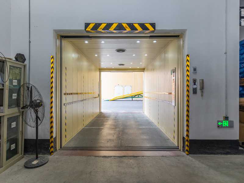 �ֿ���ݳг�10��