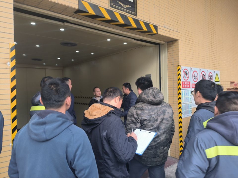 拉萨仓库出租货梯使用安全培训