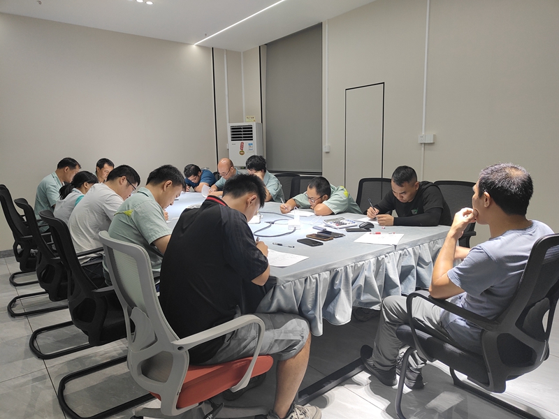 叉车角逐理论知识考试