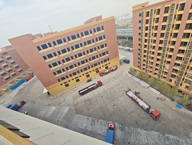 ����װж����